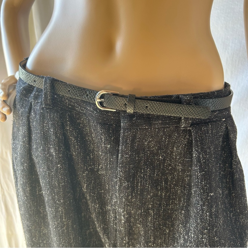 Stylish Textured Pants - Picture 7 of 8